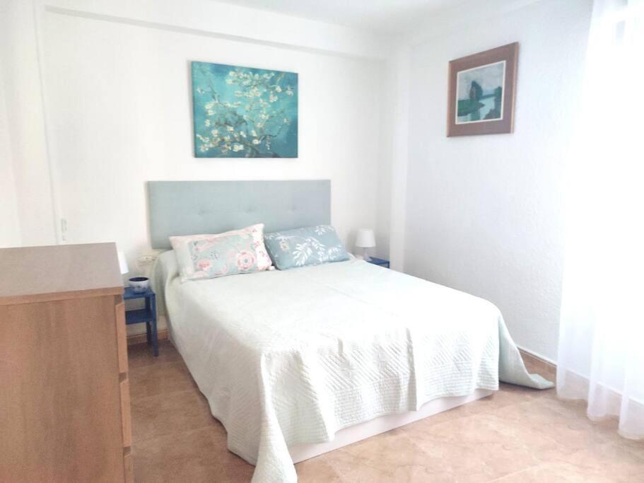 Charming & Spacious Apartment In Historic Centre & Short Walk To Beach Αλικάντε Εξωτερικό φωτογραφία