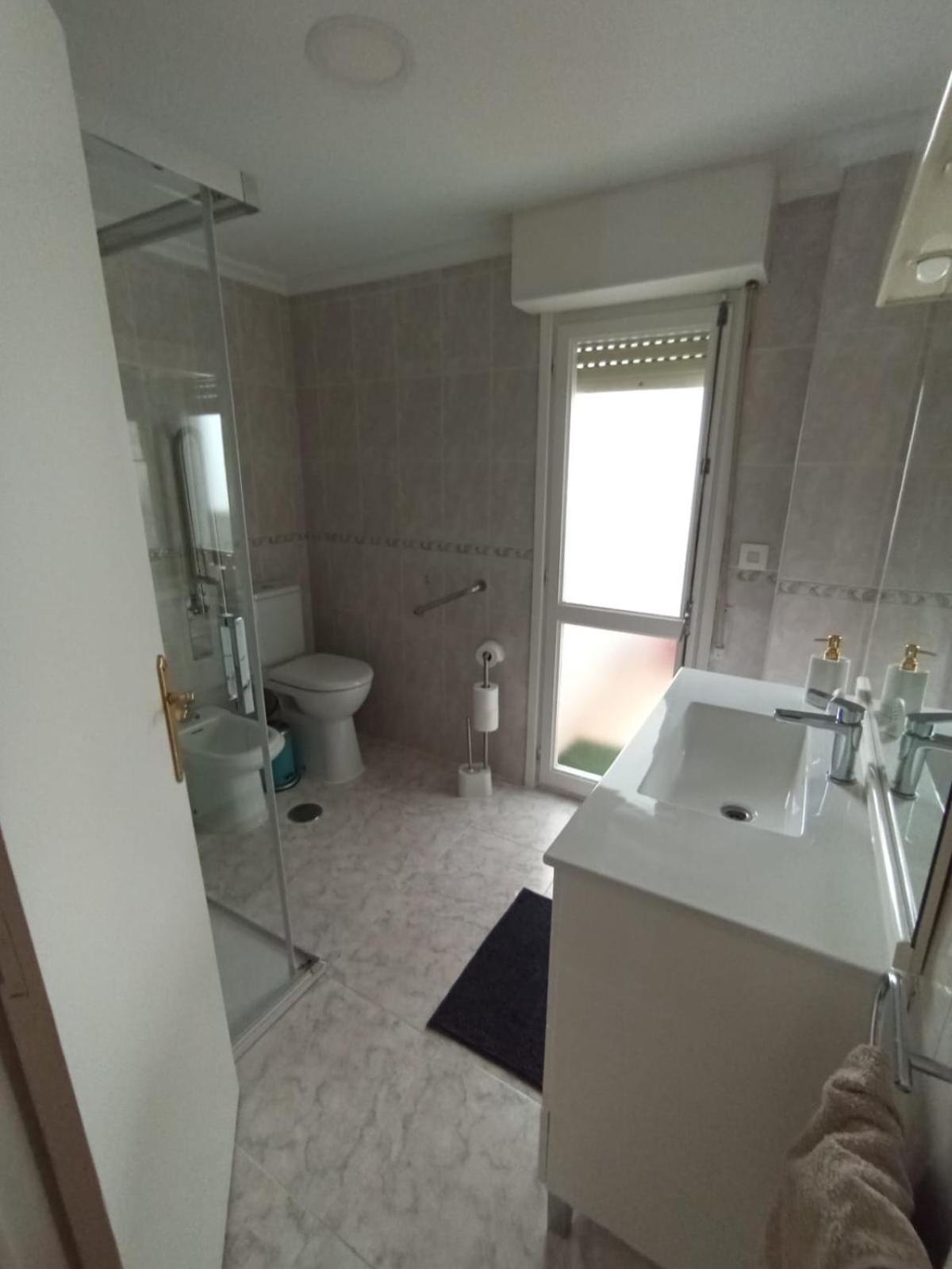 Charming & Spacious Apartment In Historic Centre & Short Walk To Beach Αλικάντε Εξωτερικό φωτογραφία